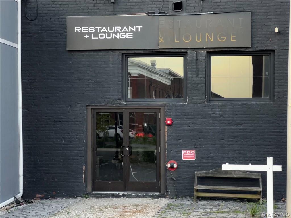 #9 photo, 302-304 Main Street, Poughkeepsie , NY 12601