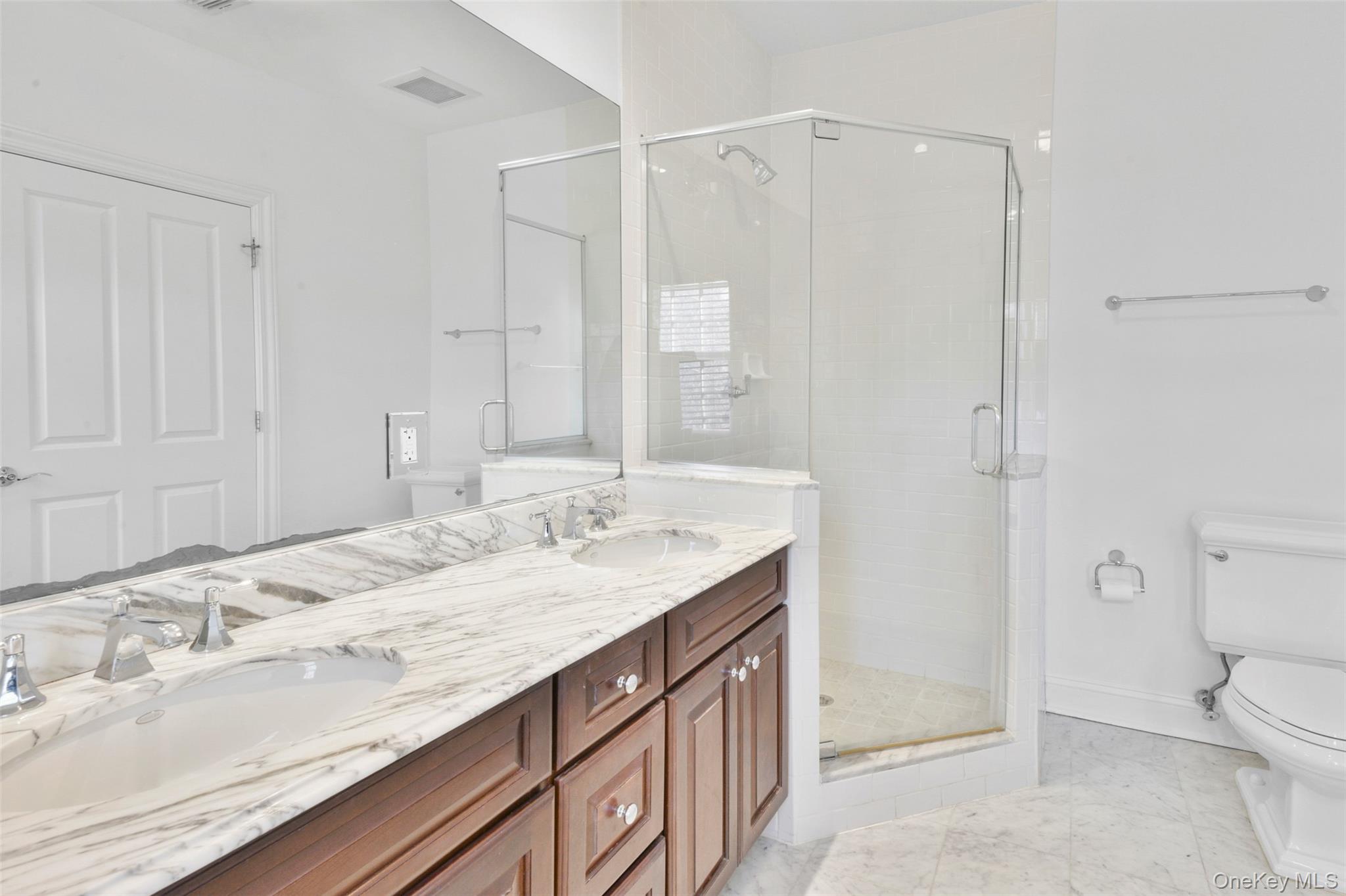 #18 photo, 55 1st Street, Pelham , NY 10803