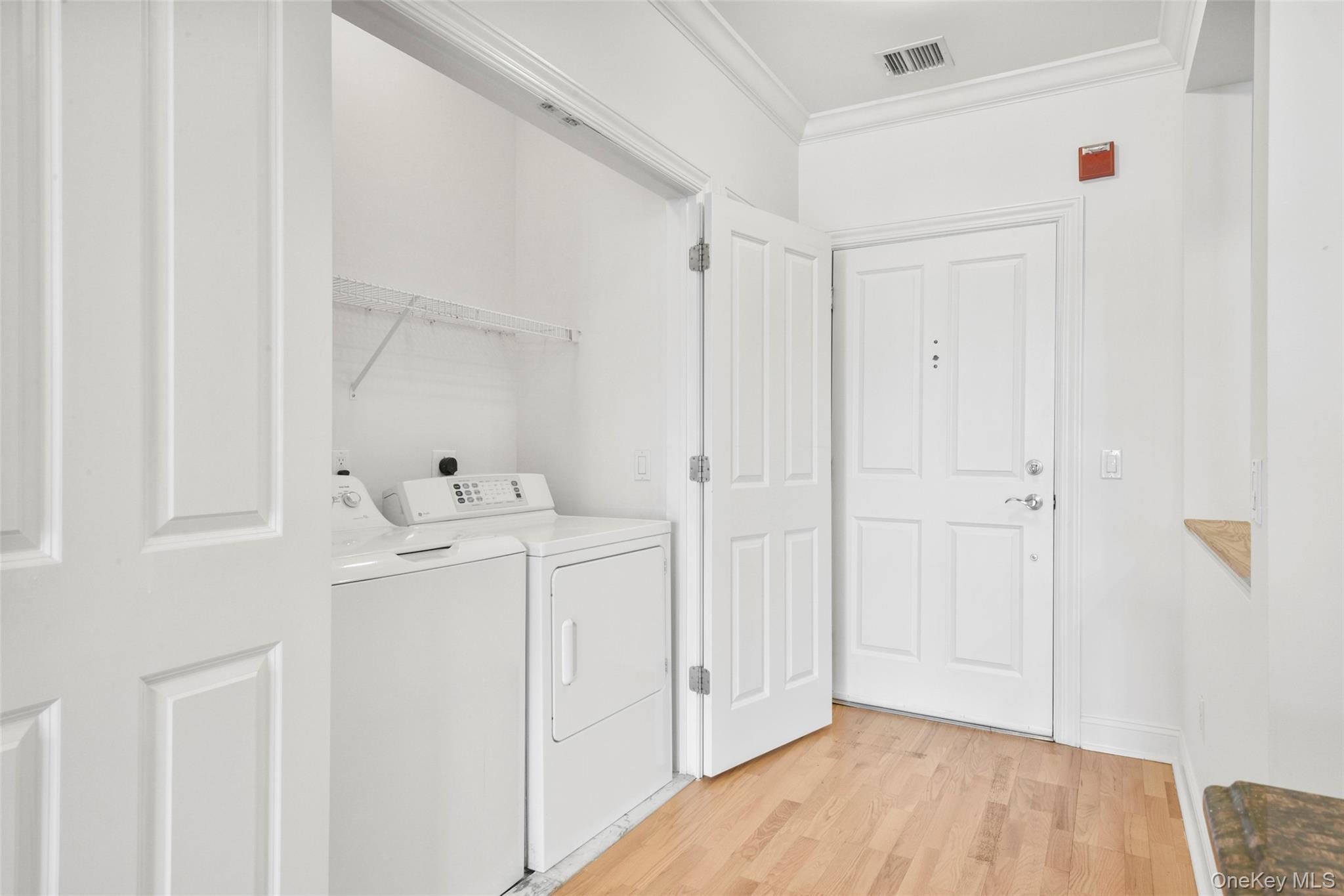 #19 photo, 55 1st Street, Pelham , NY 10803