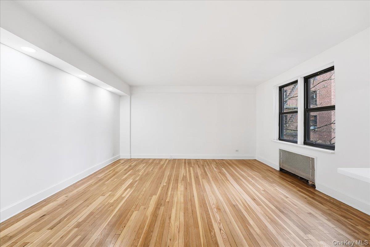 #14 photo, 3840 Greystone Avenue, Bronx , NY 10463