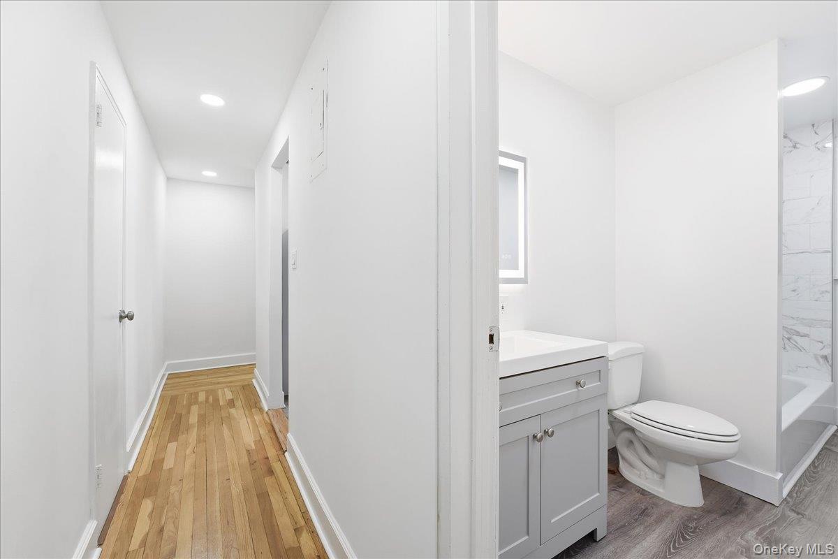 #15 photo, 3840 Greystone Avenue, Bronx , NY 10463