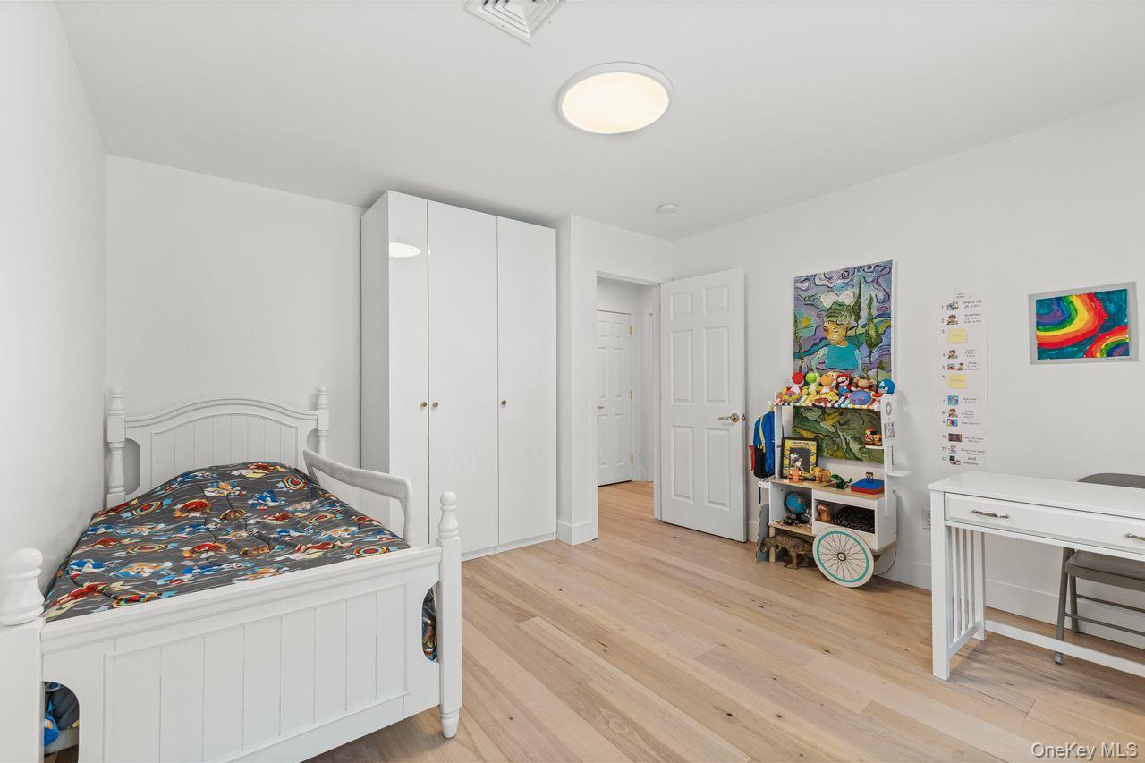 #17 photo, 811 Heritage Hills, Somers , NY 10589