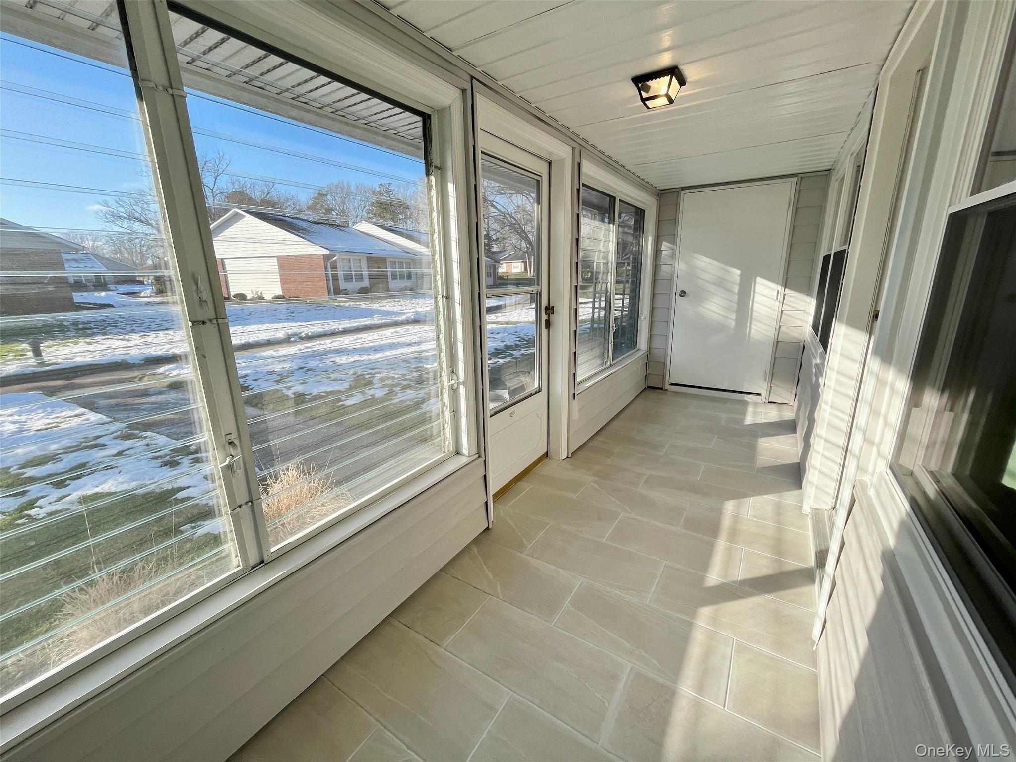 #10 photo, 42 Trent Ct, מחוז סאפוק Ridge , NY 11961