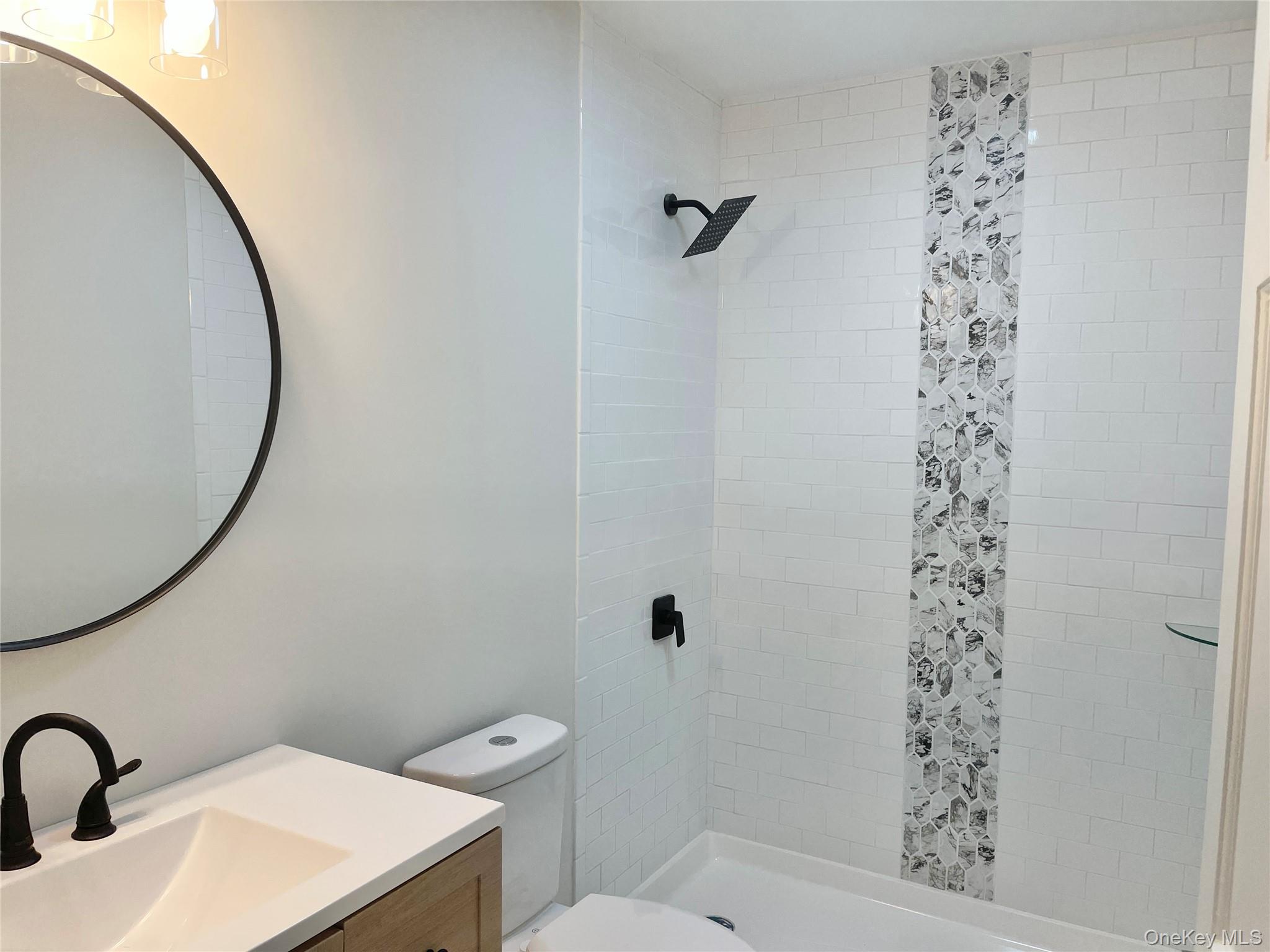 #6 photo, 42 Trent Ct, מחוז סאפוק Ridge , NY 11961