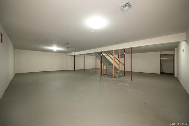 #12 photo, 46 Village Green Drive, सफ़ोक काउंटी Port Jefferson Station , NY 11776