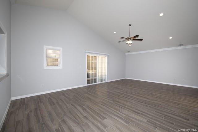 #4 photo, 46 Village Green Drive, सफ़ोक काउंटी Port Jefferson Station , NY 11776