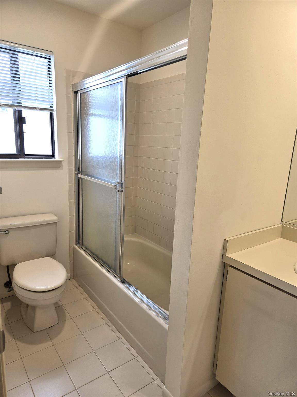 #12 photo, 90 Graywood Road, מחוז נסאו Port Washington , NY 11050