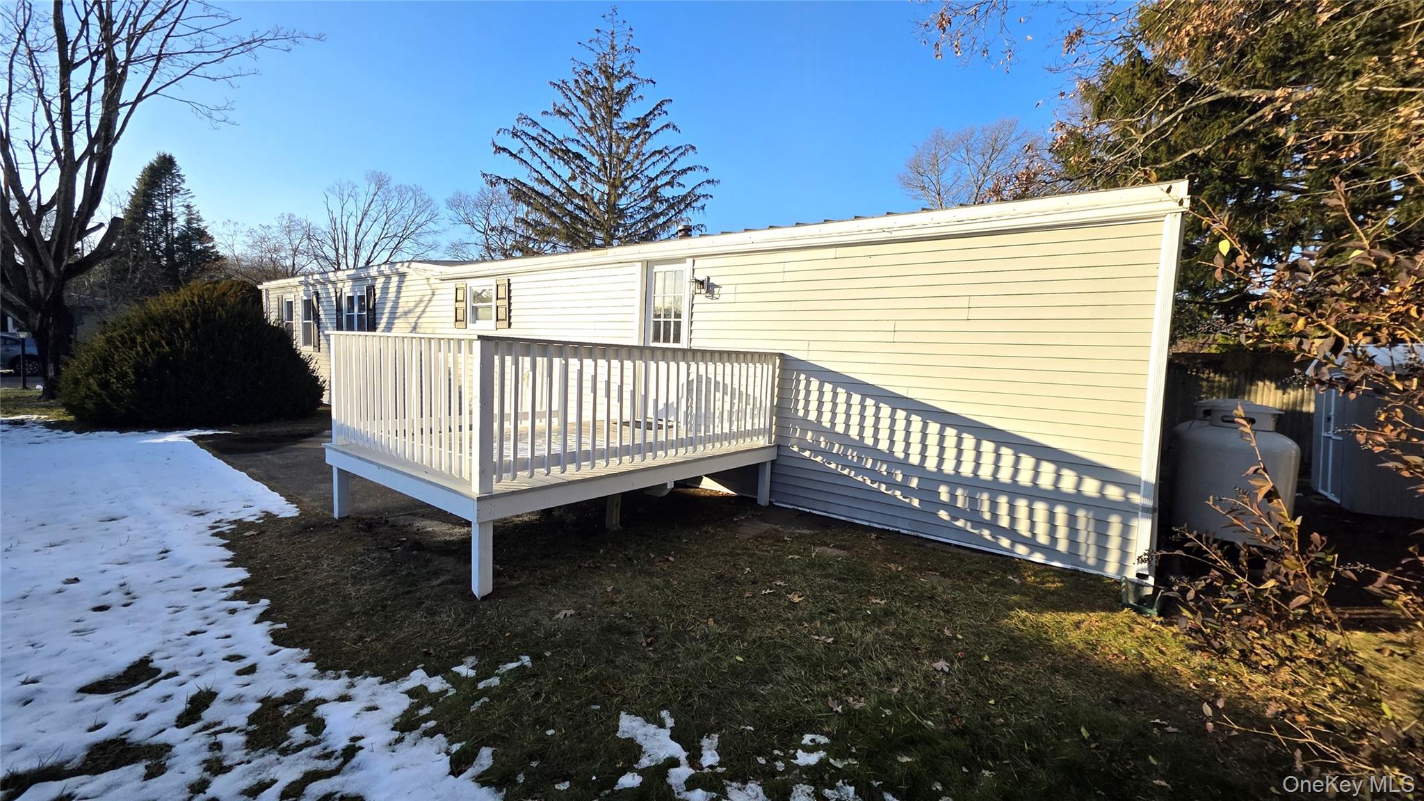 #4 photo, 13 Buttercup Drive, सफ़ोक काउंटी Bohemia , NY 11716