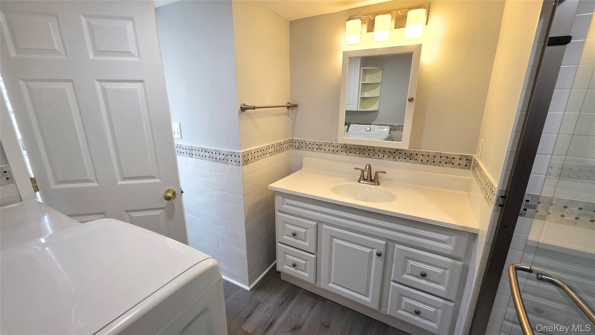 #9 photo, 13 Buttercup Drive, सफ़ोक काउंटी Bohemia , NY 11716