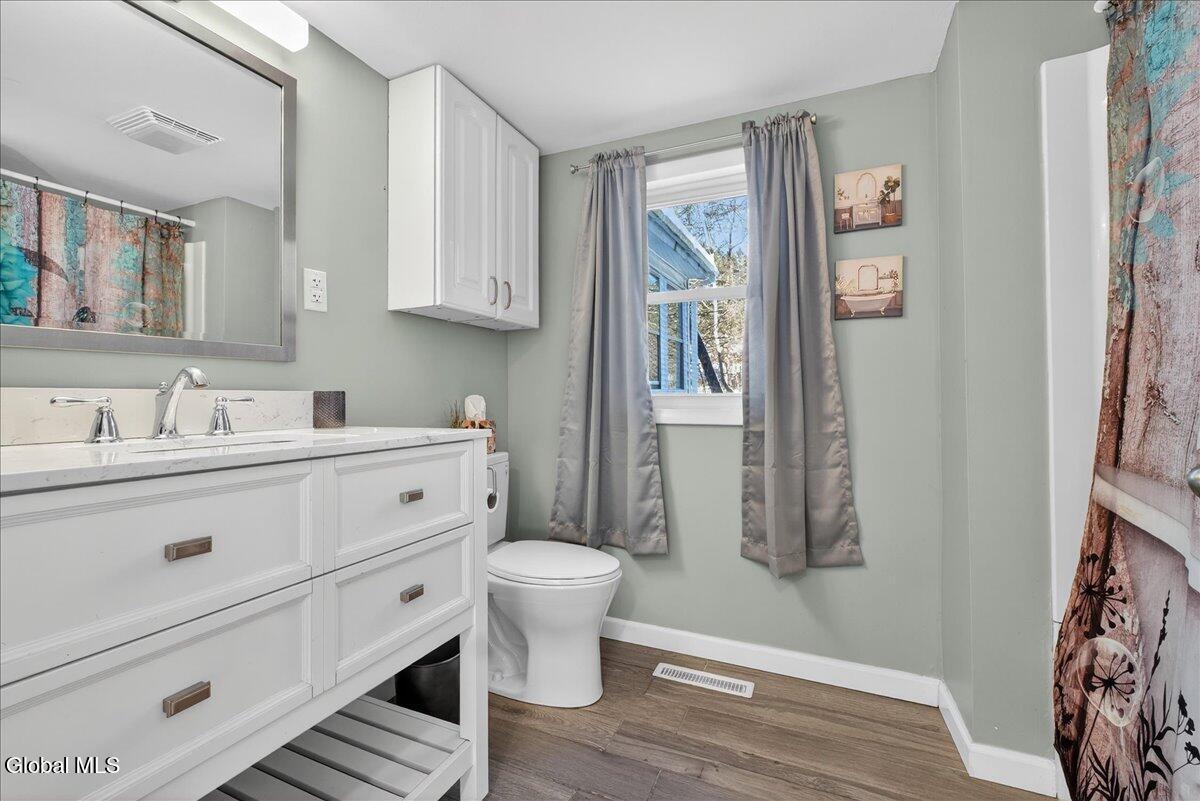 #17 photo, 1423 Washout Road, Glenville , NY 12302