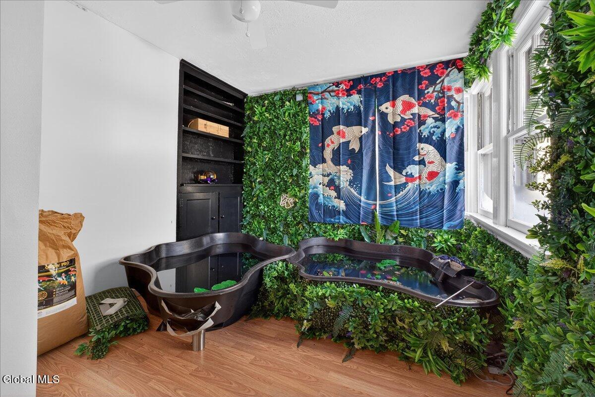 #19 photo, 1423 Washout Road, Glenville , NY 12302