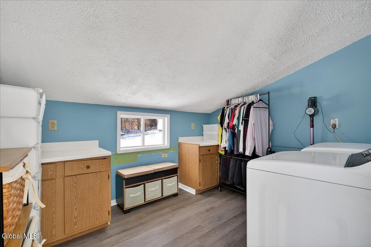 #21 photo, 1423 Washout Road, Glenville , NY 12302