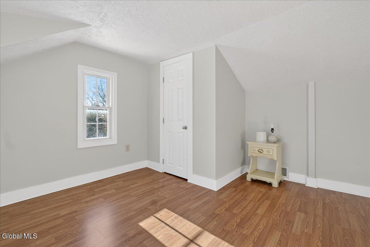 #26 photo, 1423 Washout Road, Glenville , NY 12302