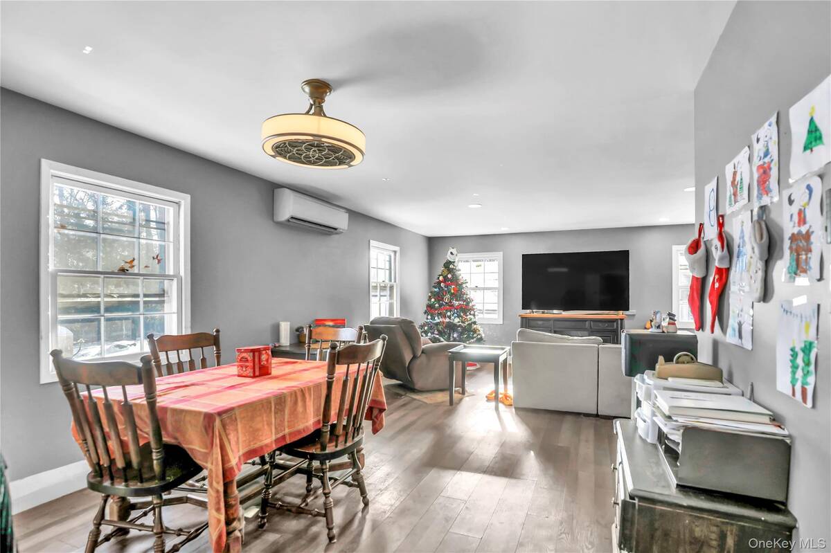 #3 photo, 11 Seward Ln, سوفولك Stony Brook , NY 11790