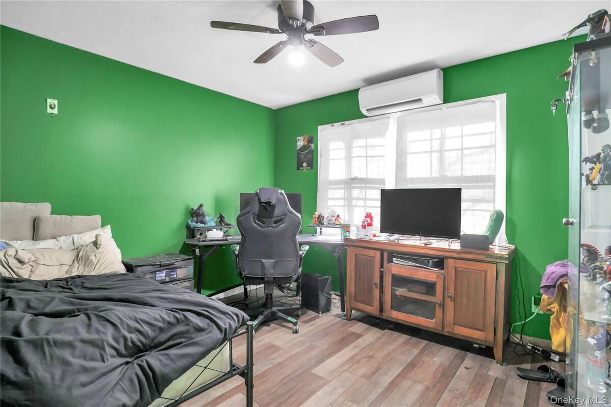 #9 photo, 11 Seward Ln, سوفولك Stony Brook , NY 11790