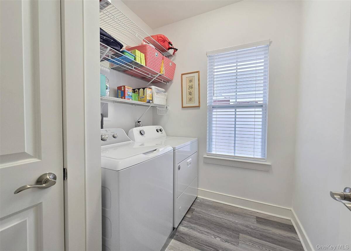 #21 photo, 20 Bayard Drive, सफ़ोक काउंटी Great River , NY 11730