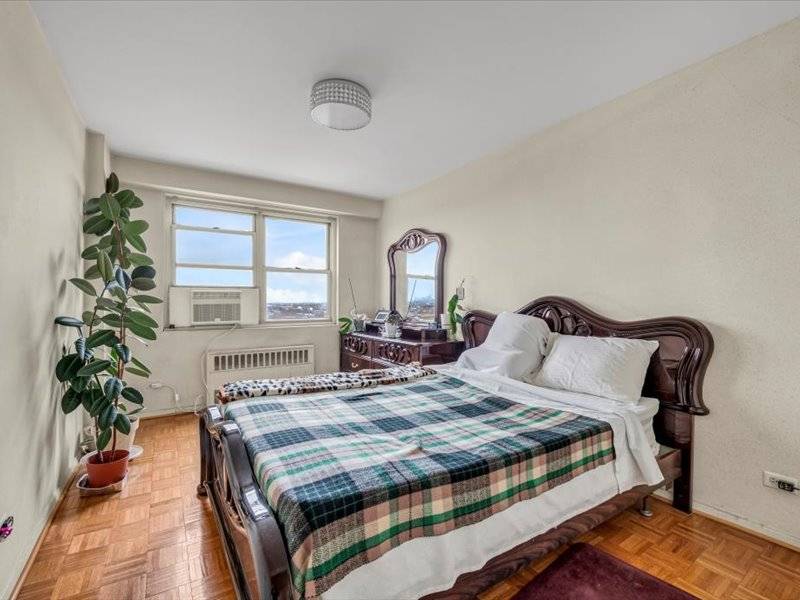 #9 photo, 2483 West 16 Street, #17F, Brookyn , NY 11214