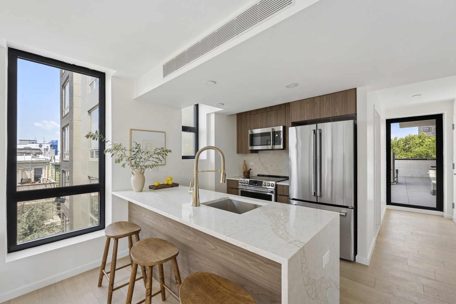 #5 photo, 229 WITHERS Street, Williamsburg , NY 11211