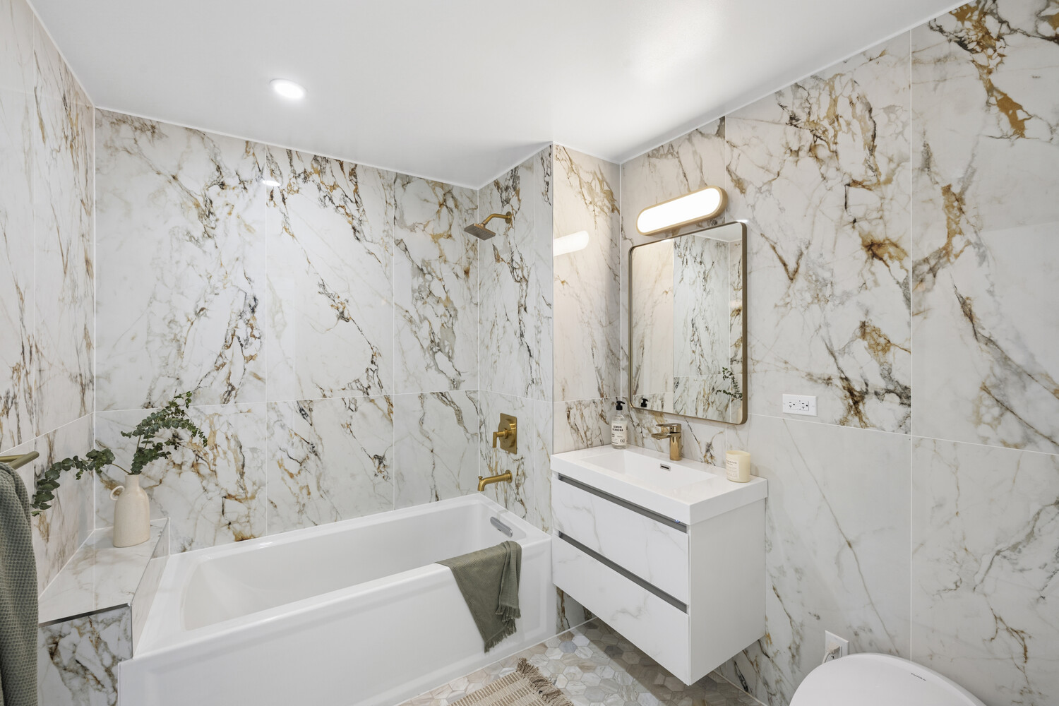 #7 photo, 229 WITHERS Street, Williamsburg , NY 11211