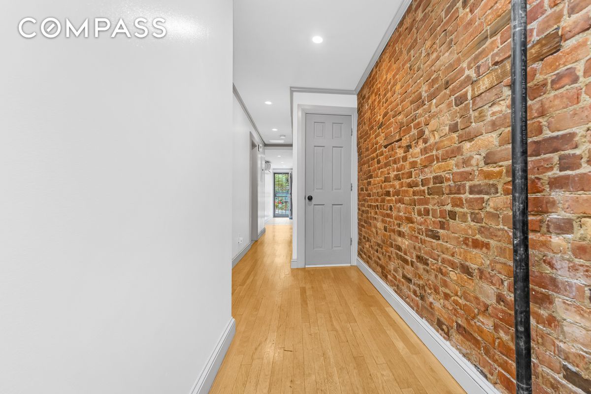 #11 photo, 598 Halsey Street, 布鲁克林 Bedford-Stuyvesant , NY 11233