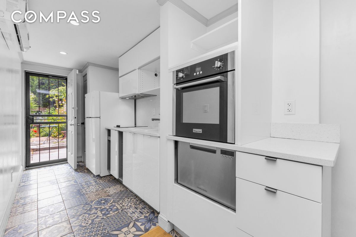 #5 photo, 598 Halsey Street, 布鲁克林 Bedford-Stuyvesant , NY 11233