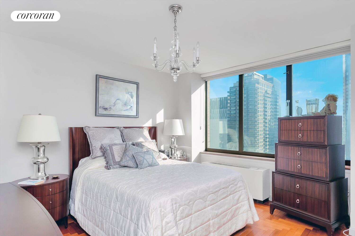 #4 photo, New York City, 맨해튼 Lenox Hill , NY 10021