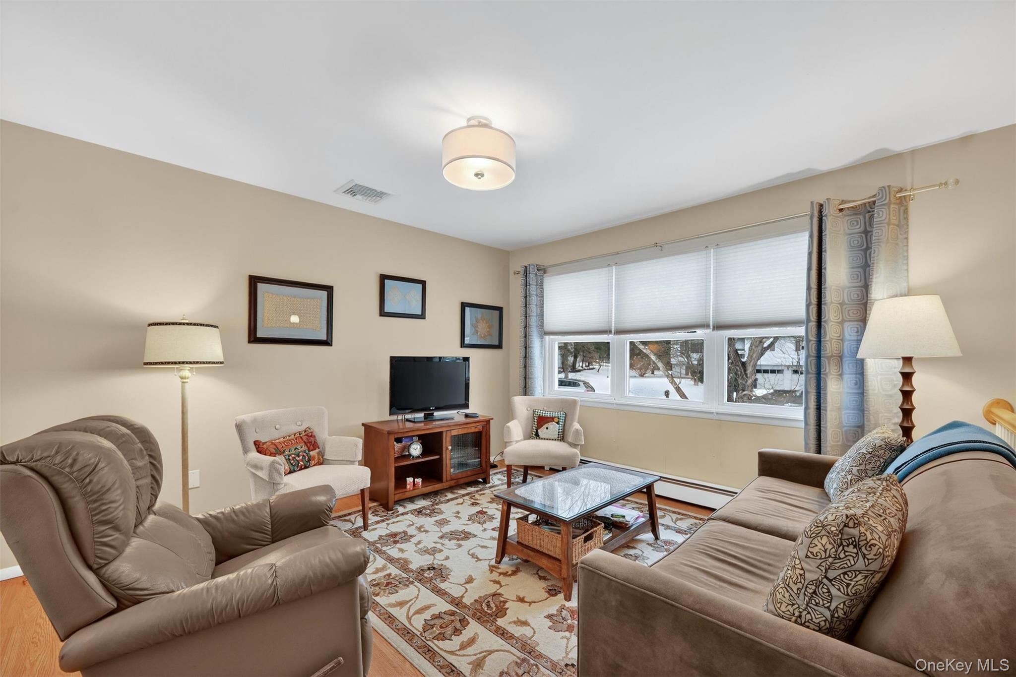 #3 photo, 22 Oxford Lane, Harriman , NY 10926