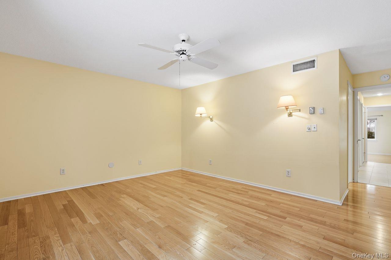 #10 photo, 55 Heritage Hills, Somers , NY 10589