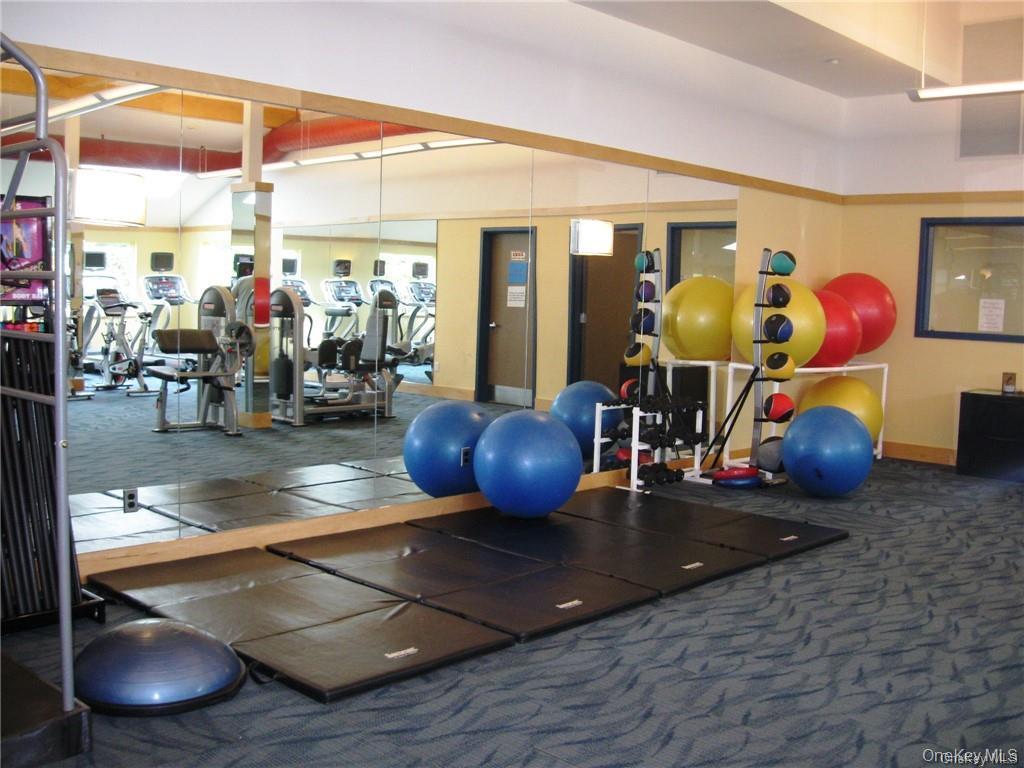 #3 photo, 55 Heritage Hills, Somers , NY 10589