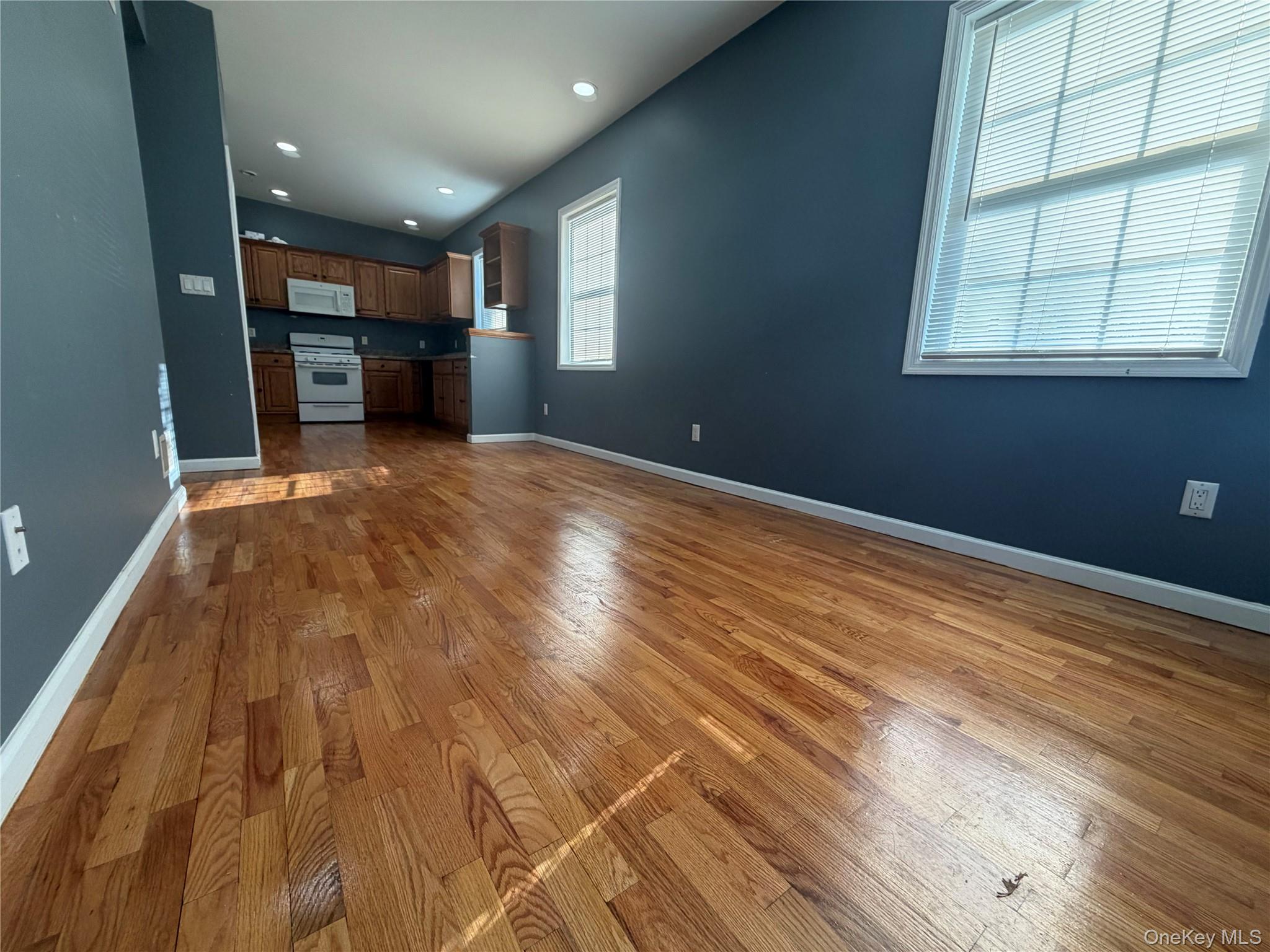 #3 photo, 10 Burnside Avenue, Congers , NY 10920