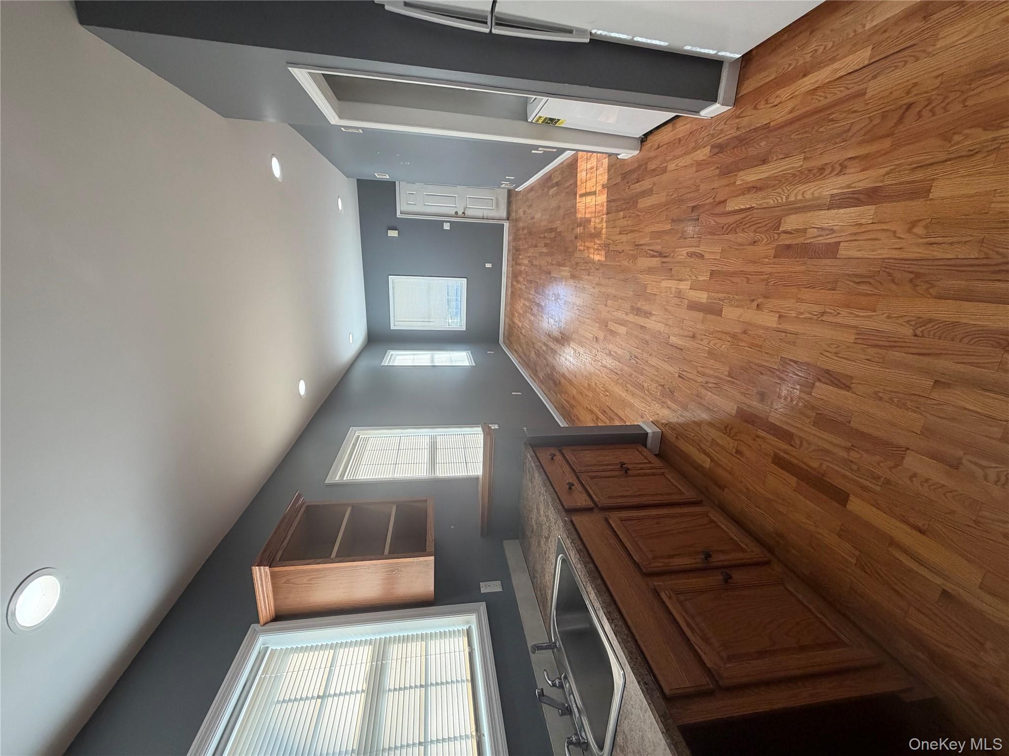 #6 photo, 10 Burnside Avenue, Congers , NY 10920