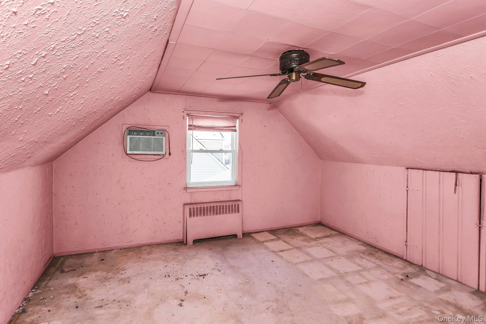 #14 photo, 5 Preston Lane, מחוז נסאו Hicksville , NY 11801