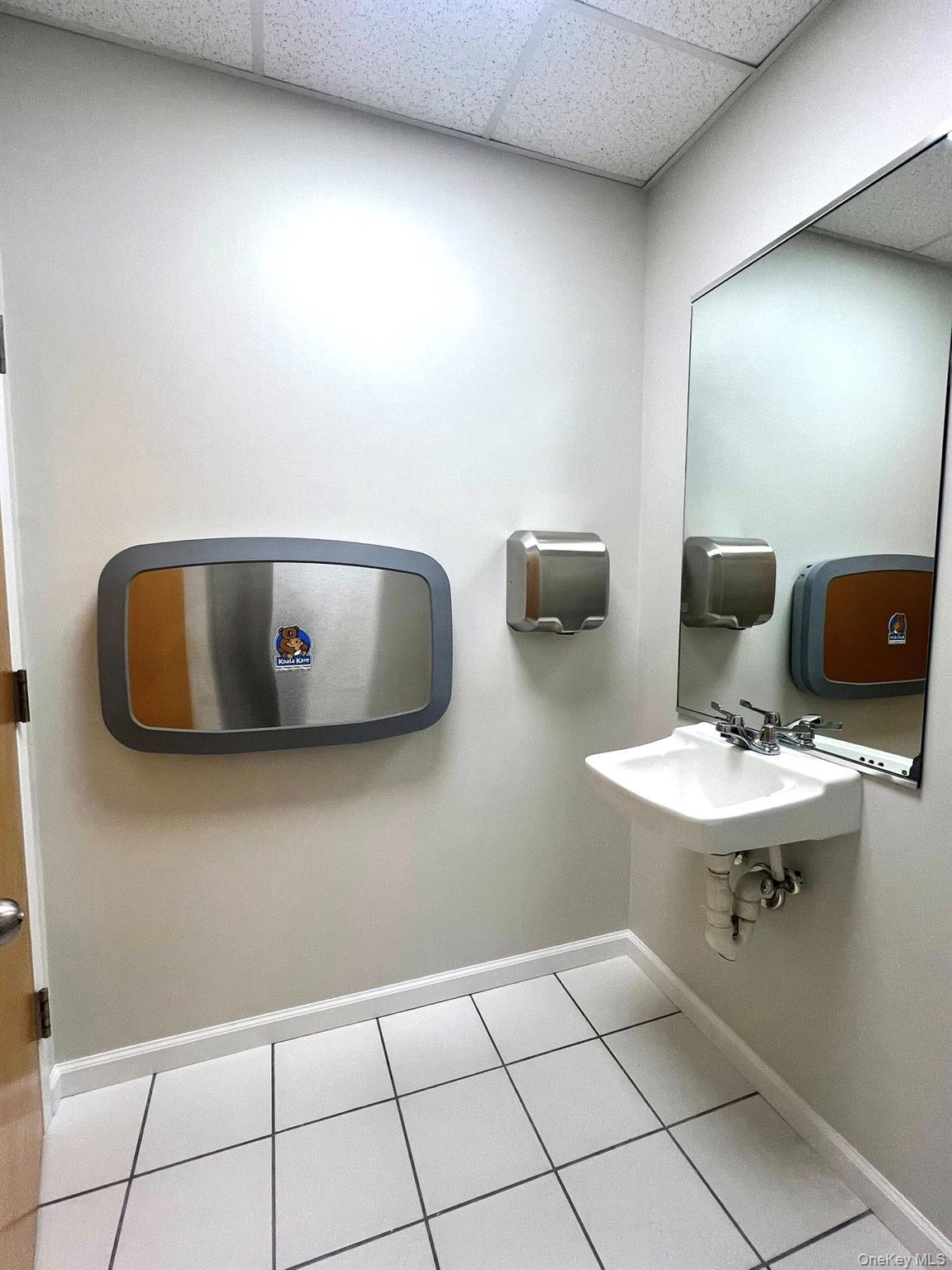 #6 photo, 1918 Union Boulevard, Bay Shore , NY 11706