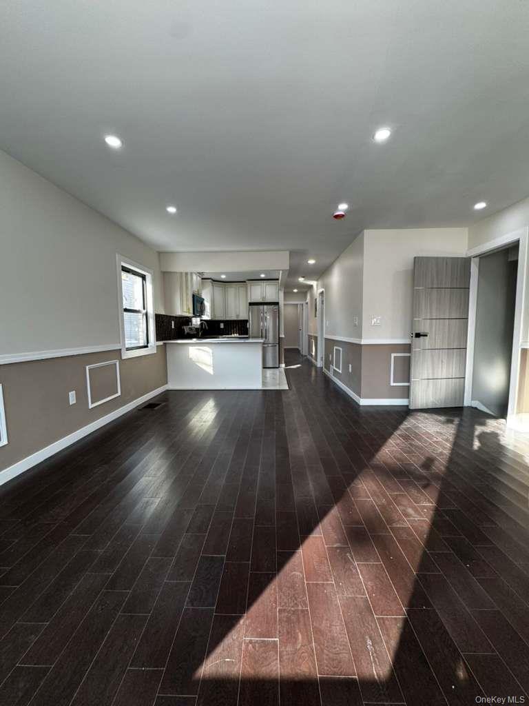 #8 photo, 14750 231st Street, Springfield Gardens , NY 11413