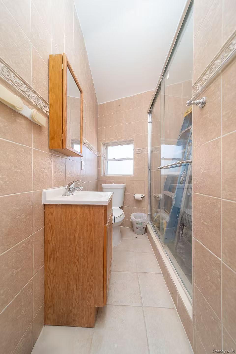 #10 photo, 23-58 80th Street, कुईंस East Elmhurst , NY 11370