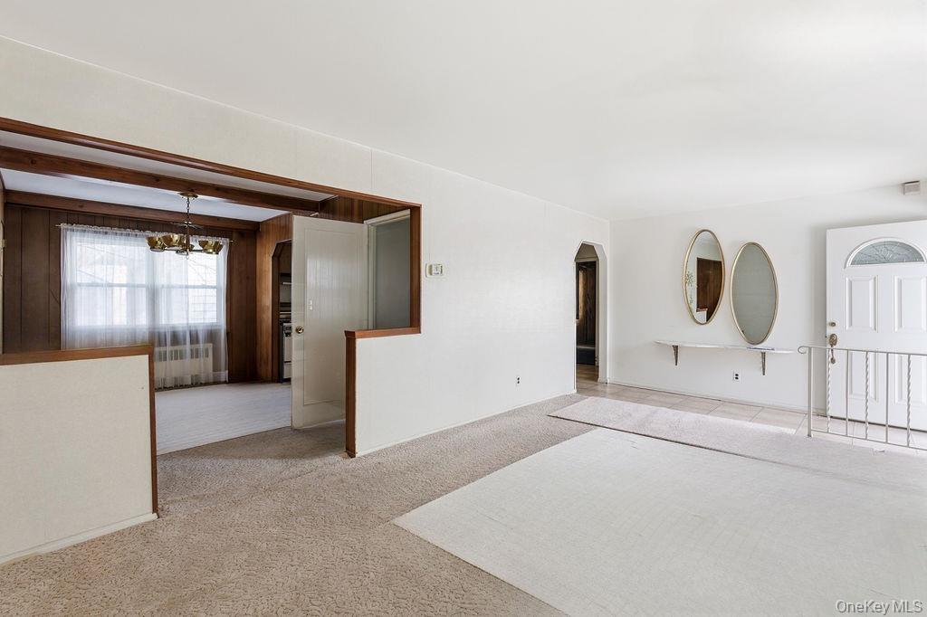 #4 photo, 157-49 84th Street, कुईंस Howard Beach , NY 11414