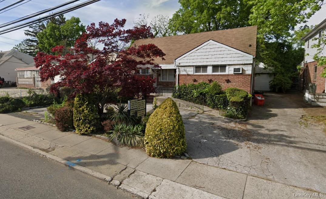 #2 photo, 1800 Dutch Broadway, ناسو Elmont , NY 11003