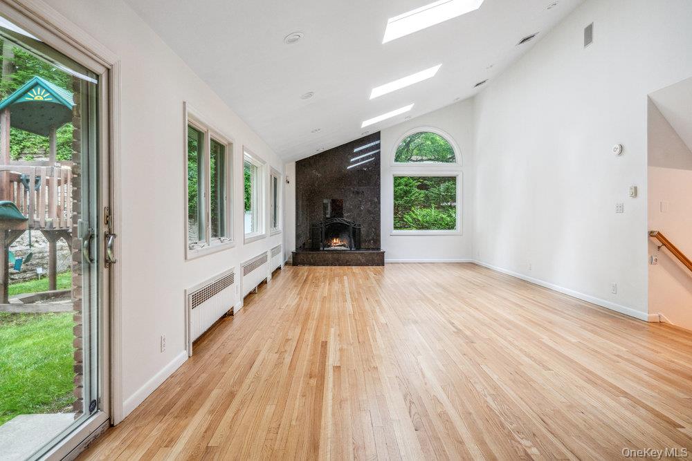 #12 photo, Port Washington, Port Washington , NY 11050