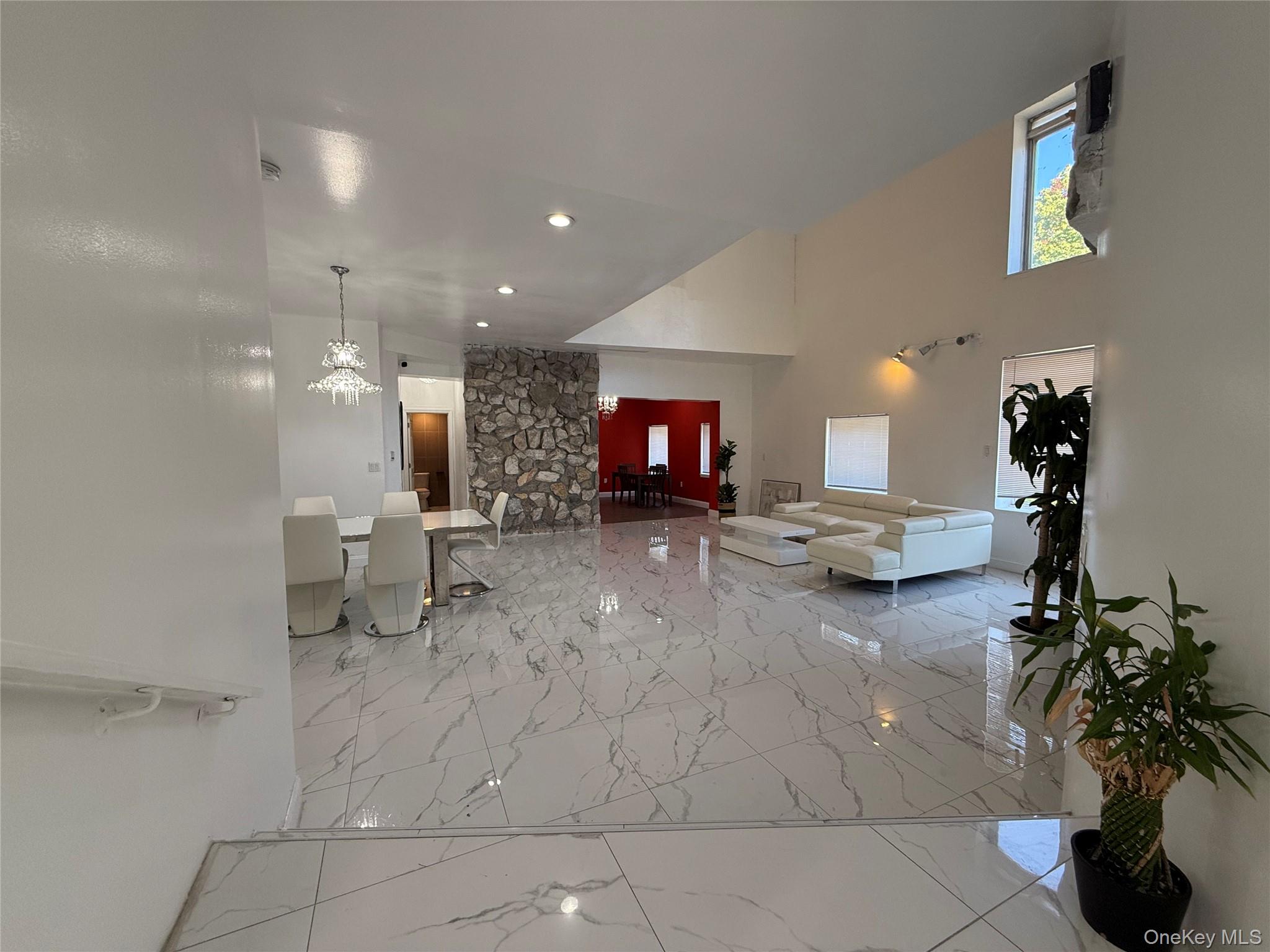 #7 photo, 260 Hutchinson Boulevard, 뉴욕주 Mount Vernon , NY 10552