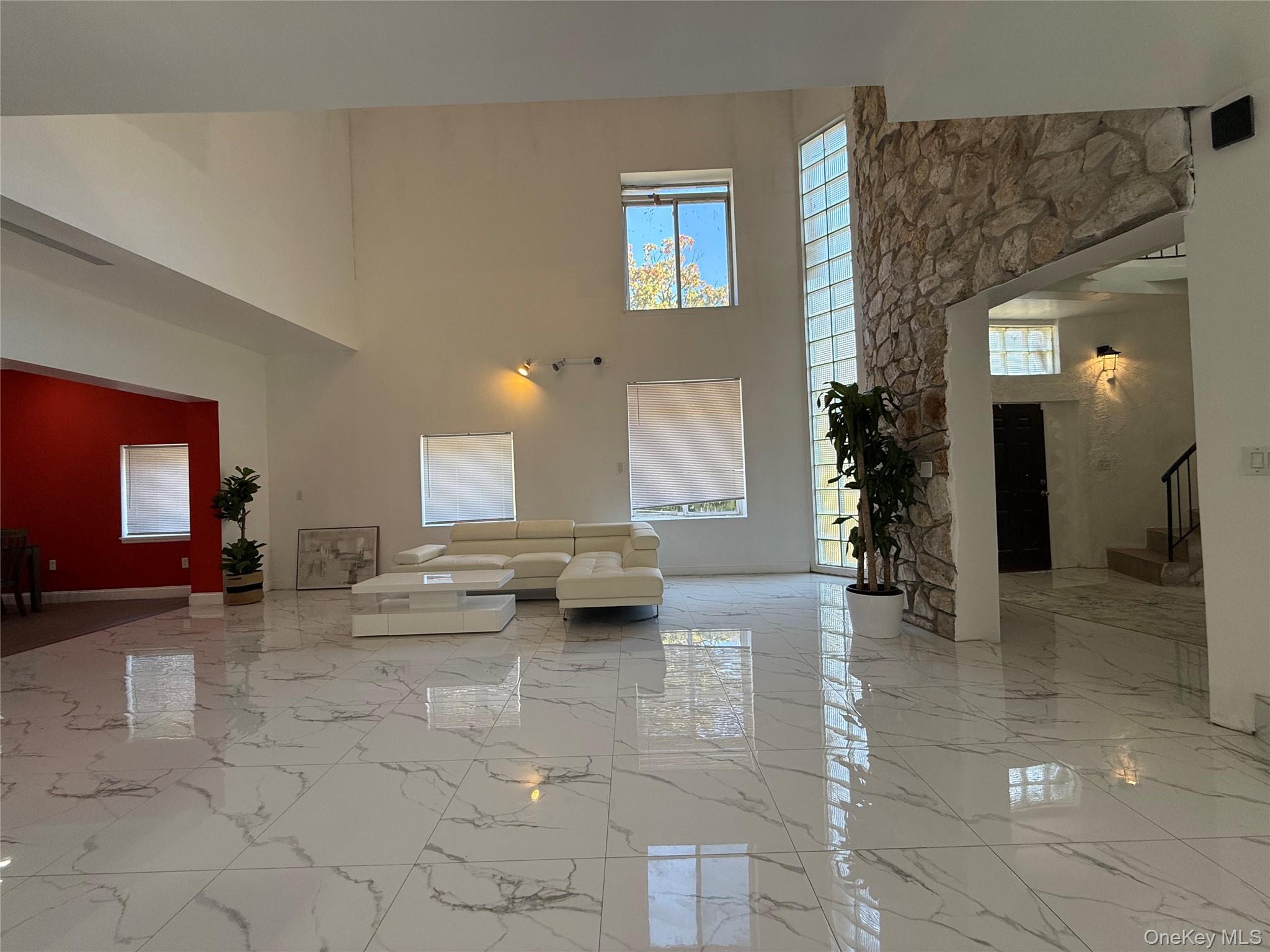 #9 photo, 260 Hutchinson Boulevard, 뉴욕주 Mount Vernon , NY 10552