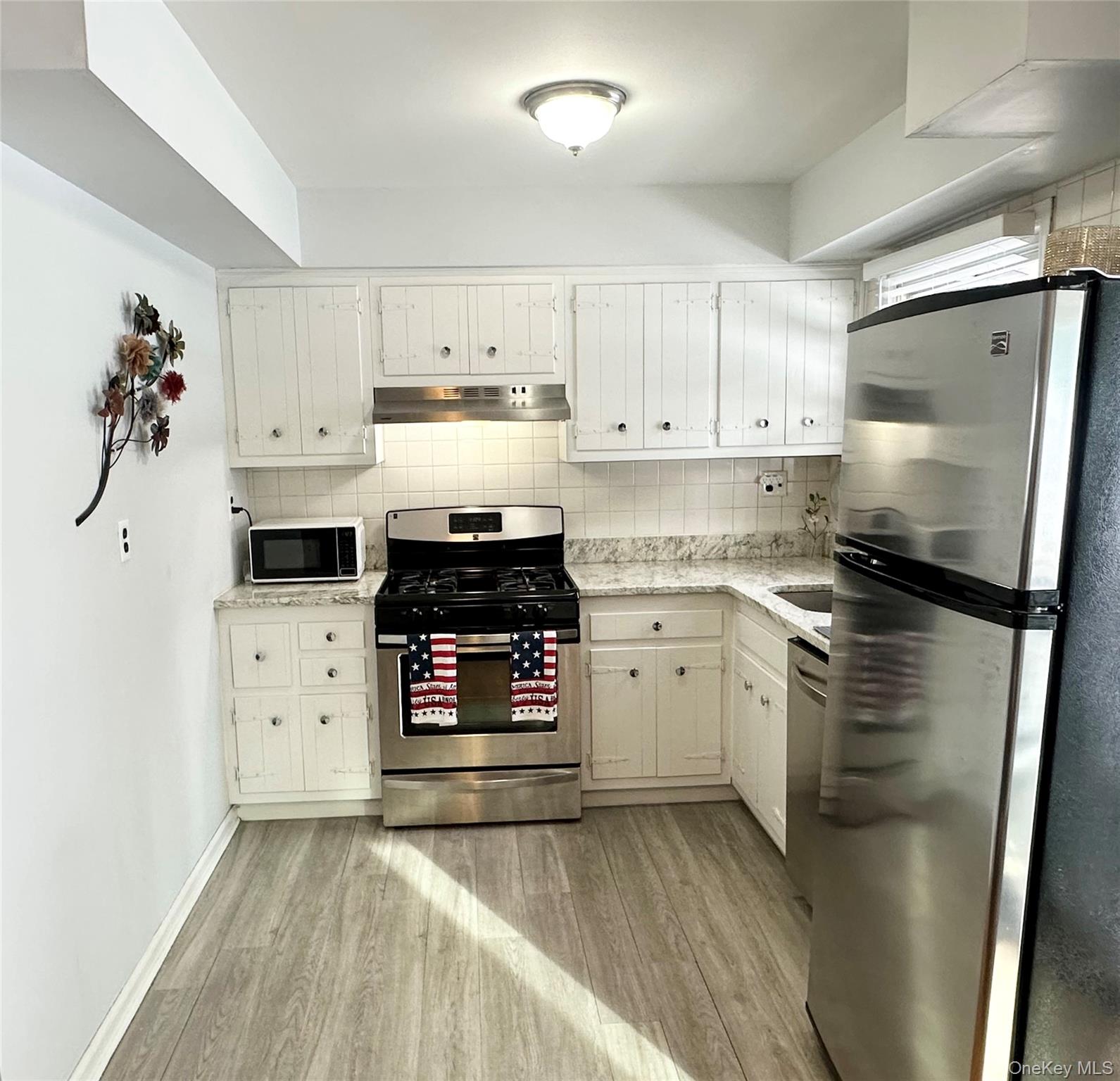 #4 photo, 12 Danbury Court, 뉴욕주 Suffern , NY 10901