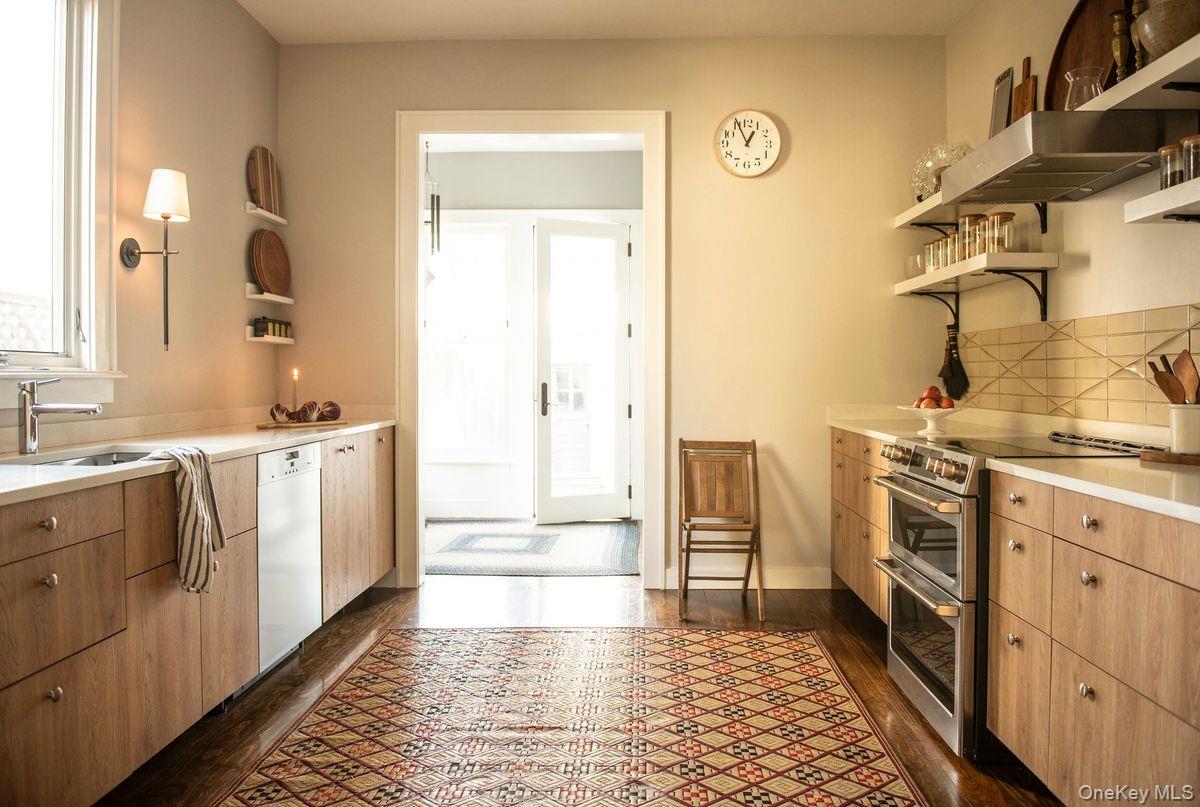 #11 photo, 446 E Allen Street, 뉴욕주 Hudson , NY 12534