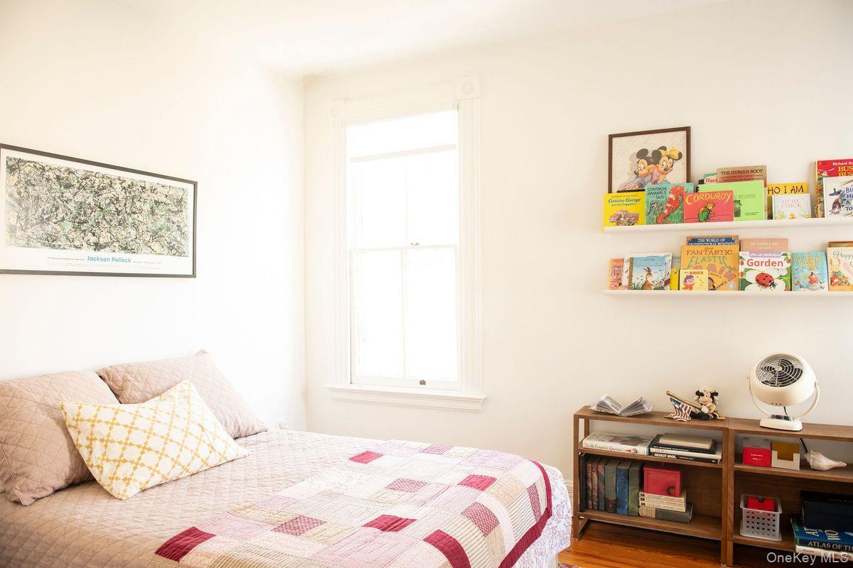 #20 photo, 446 E Allen Street, 뉴욕주 Hudson , NY 12534