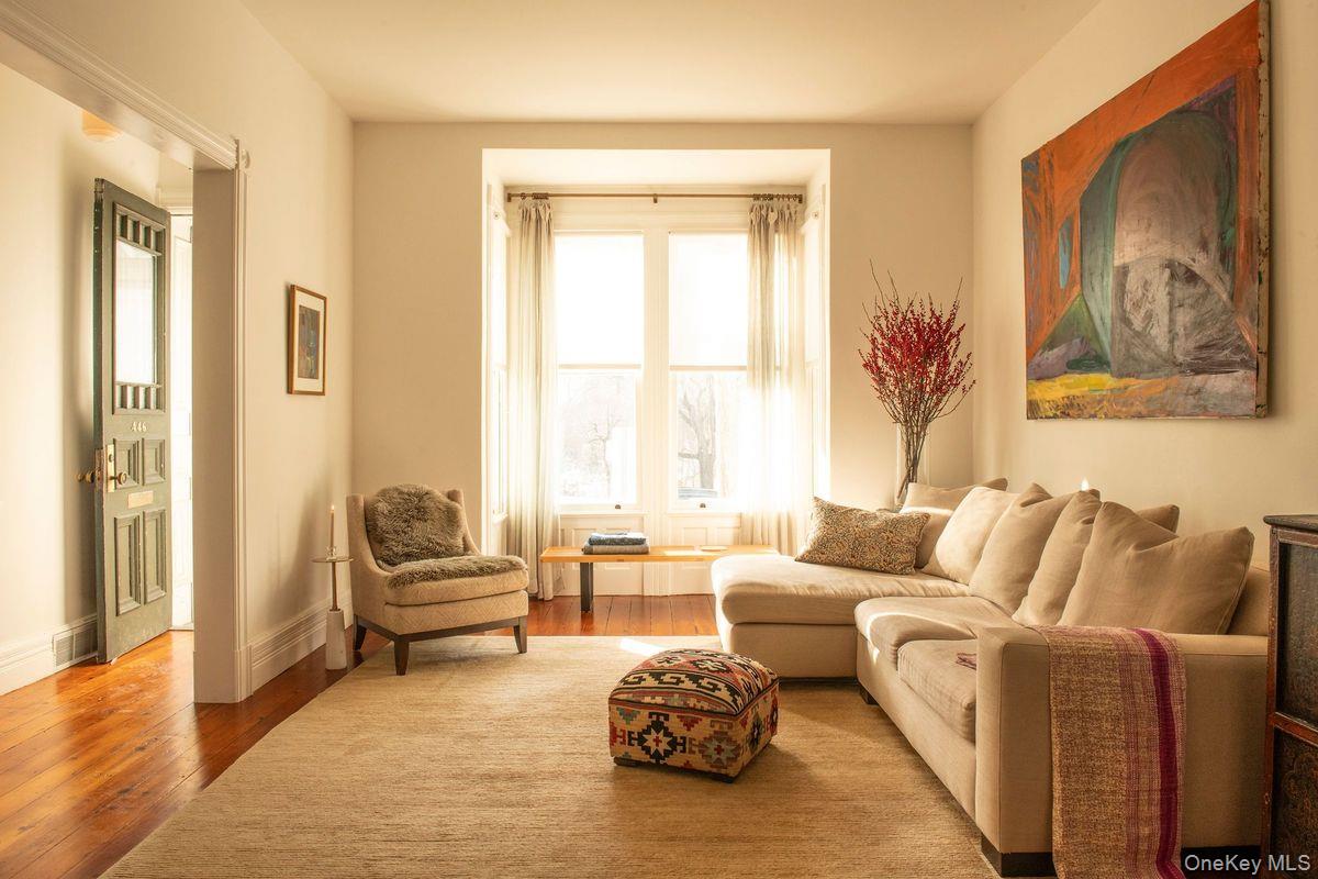 #5 photo, 446 E Allen Street, 뉴욕주 Hudson , NY 12534