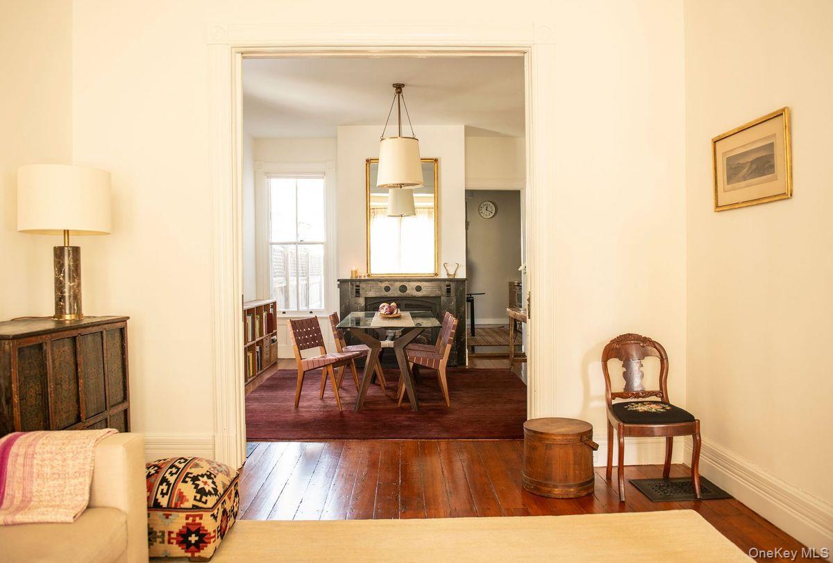 #7 photo, 446 E Allen Street, 뉴욕주 Hudson , NY 12534