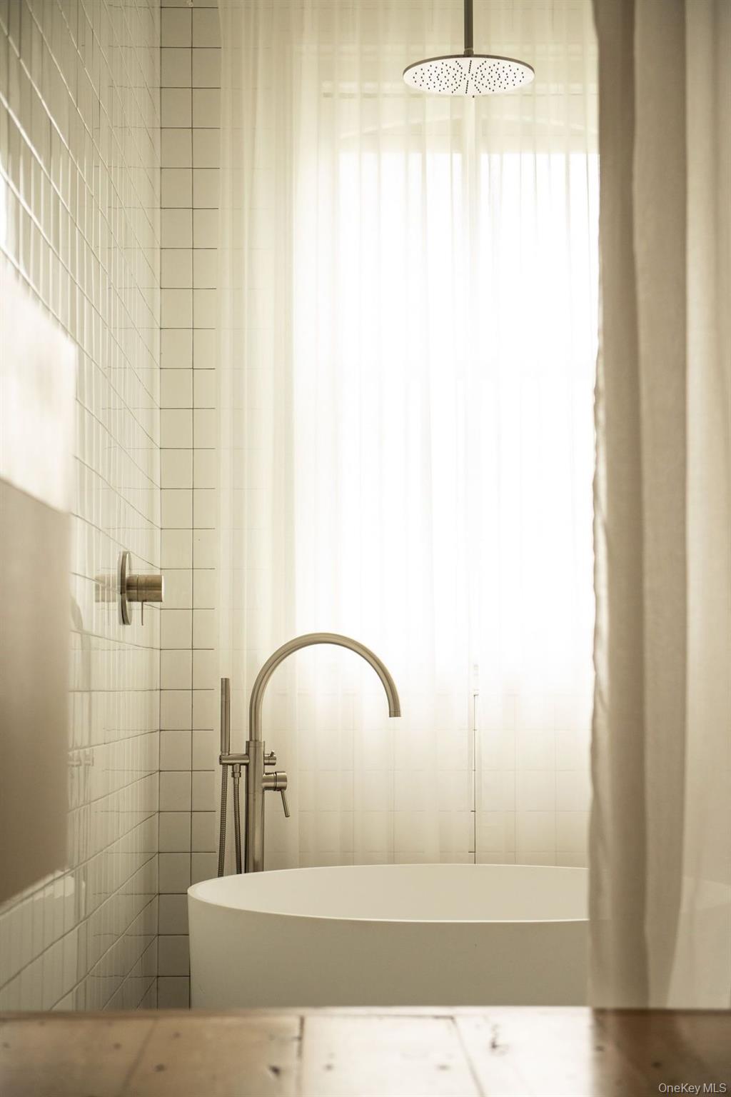 #16 photo, 85 Wurts Street, 纽约州 Kingston , NY 12401