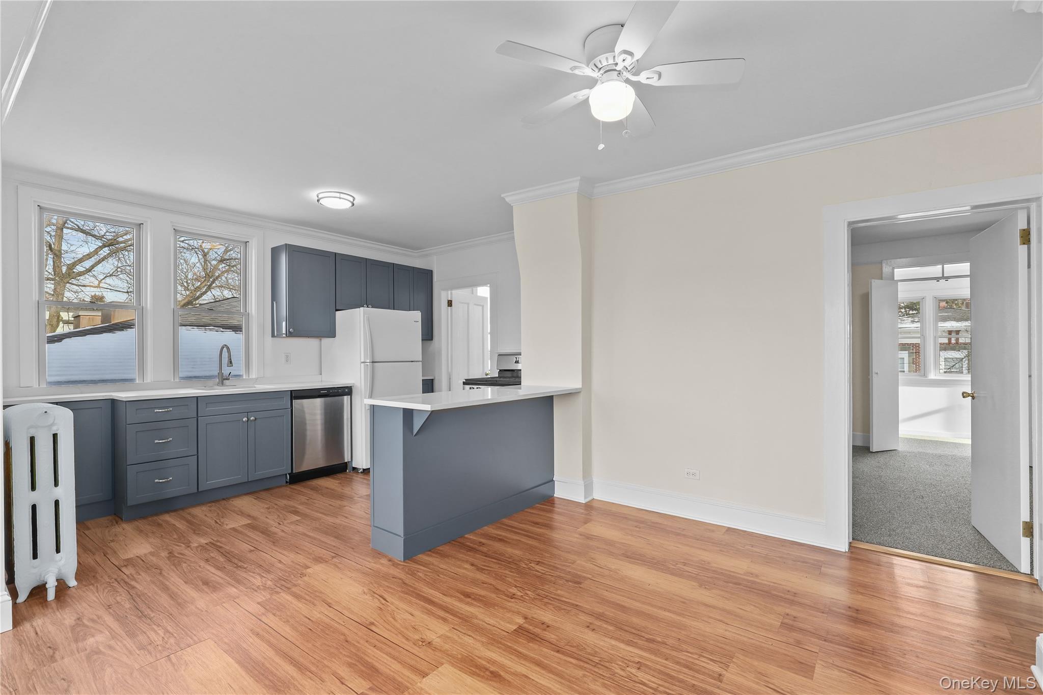 #4 photo, 10 S Eckar Street, Irvington , NY 10533