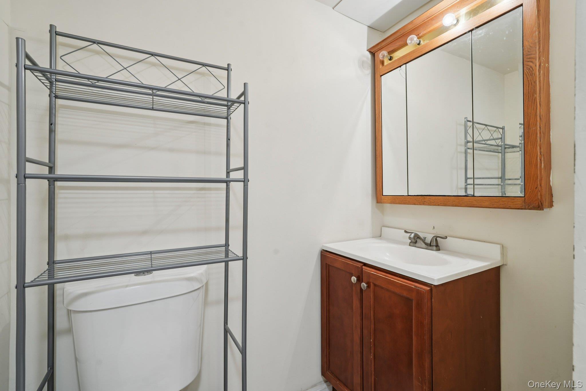 #20 photo, 19 Tanneyanns Lane, West Haverstraw , NY 10993