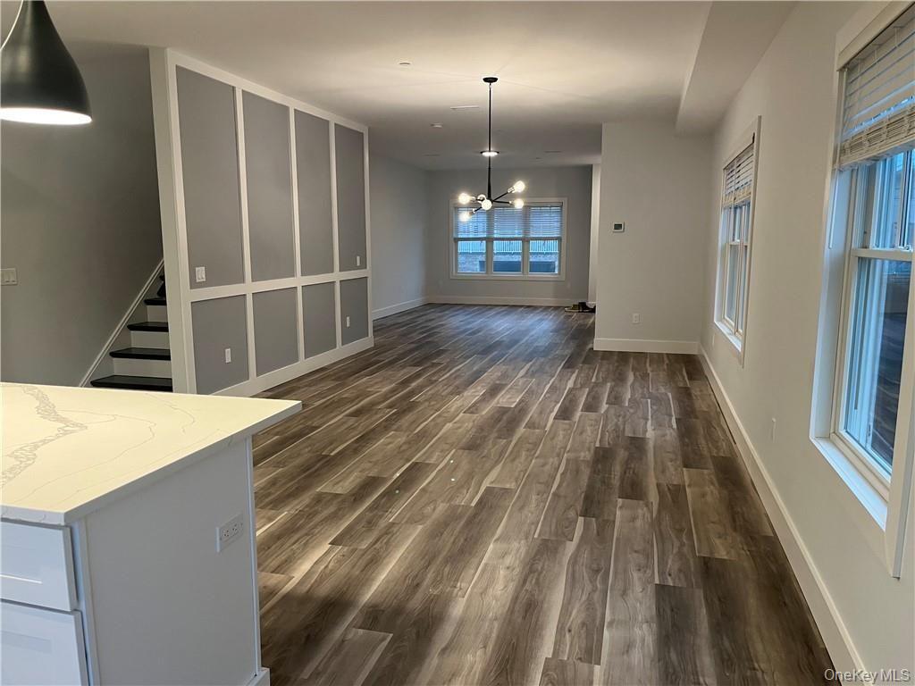 #11 photo, 195 Park Avenue, West Harrison , NY 10604