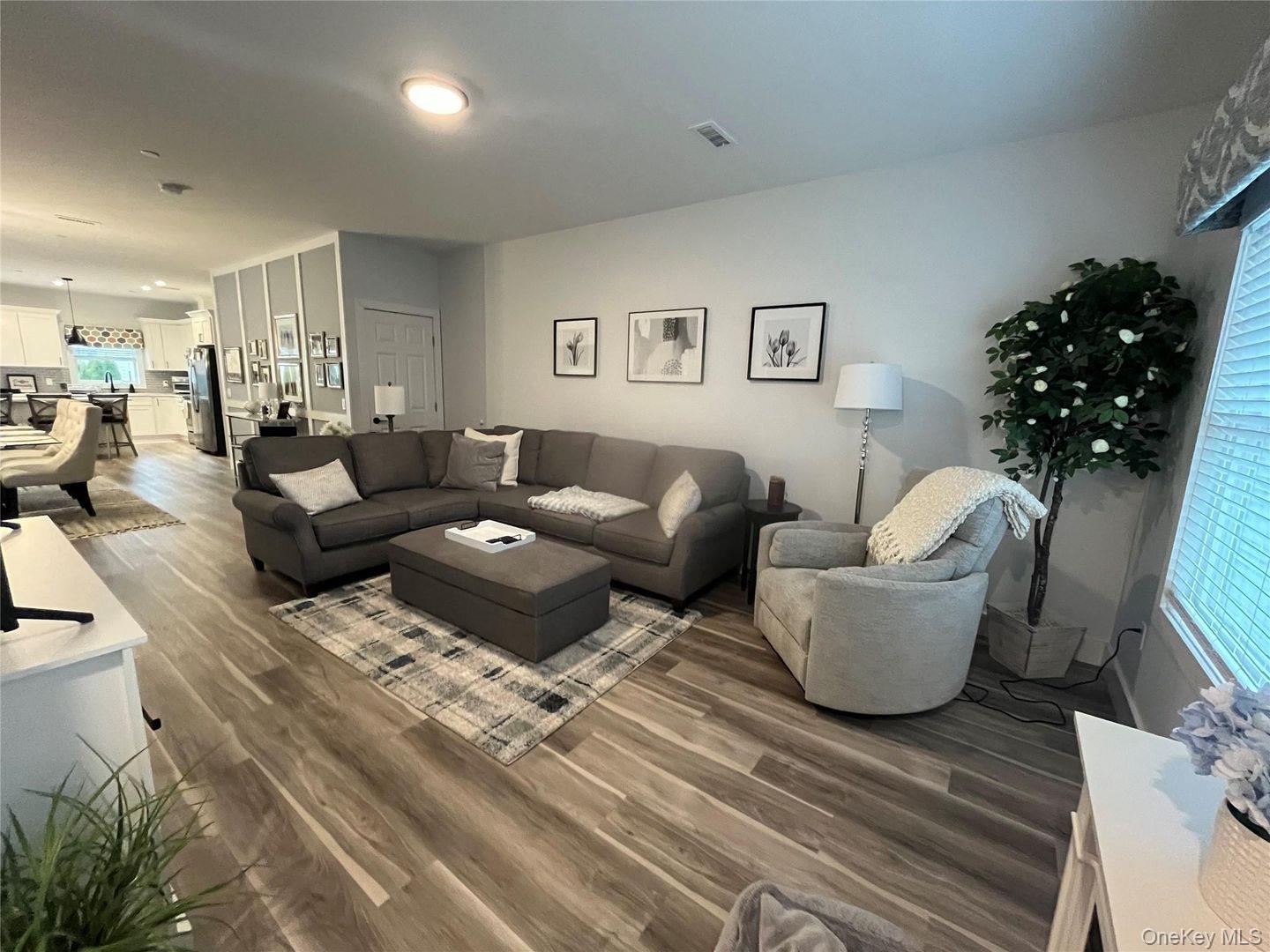 #9 photo, 195 Park Avenue, West Harrison , NY 10604